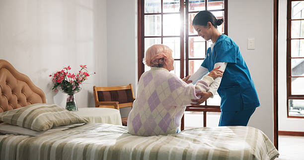 Understanding the Emotional Journey of Moving to Assisted Living: Insights from Maple Ridge